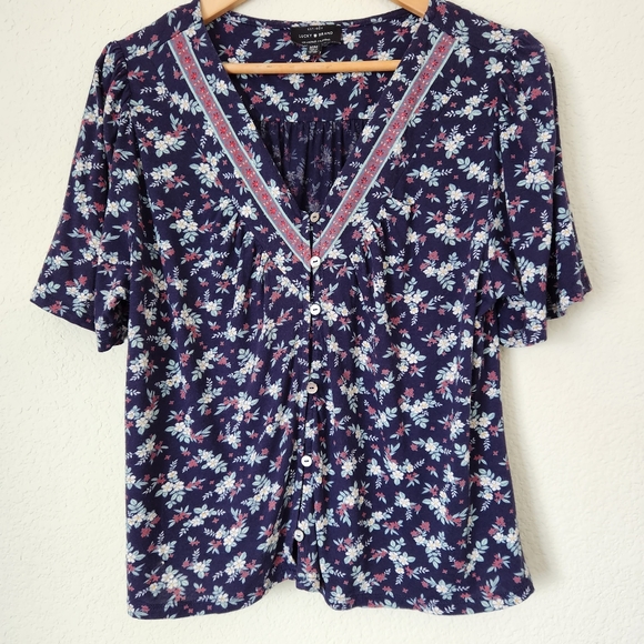 Lucky Brand Women's Short Sleeve V-Neck High/Low Sun Washed Shirt, Size M - Picture 1 of 4